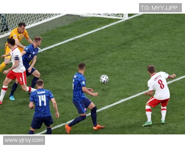 足球乌龙球的悲喜交加与球员心态的微妙变化探讨